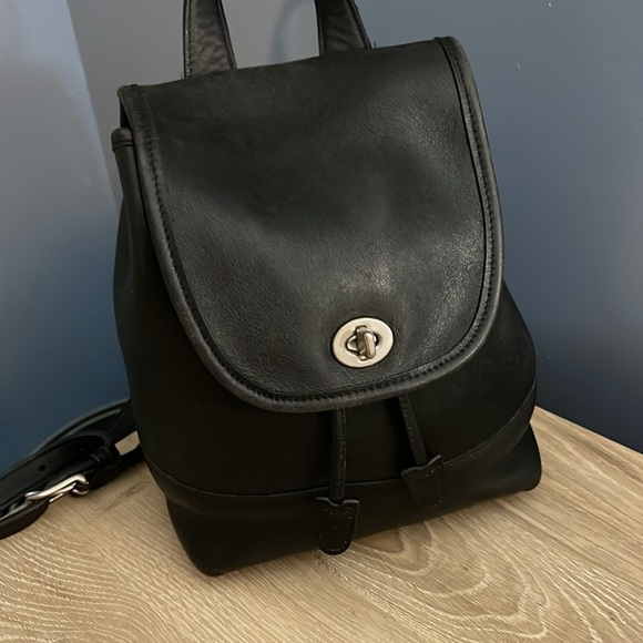 Vintage Coach Black Leather Mini Backpack 9960 - Picture 3 of 14